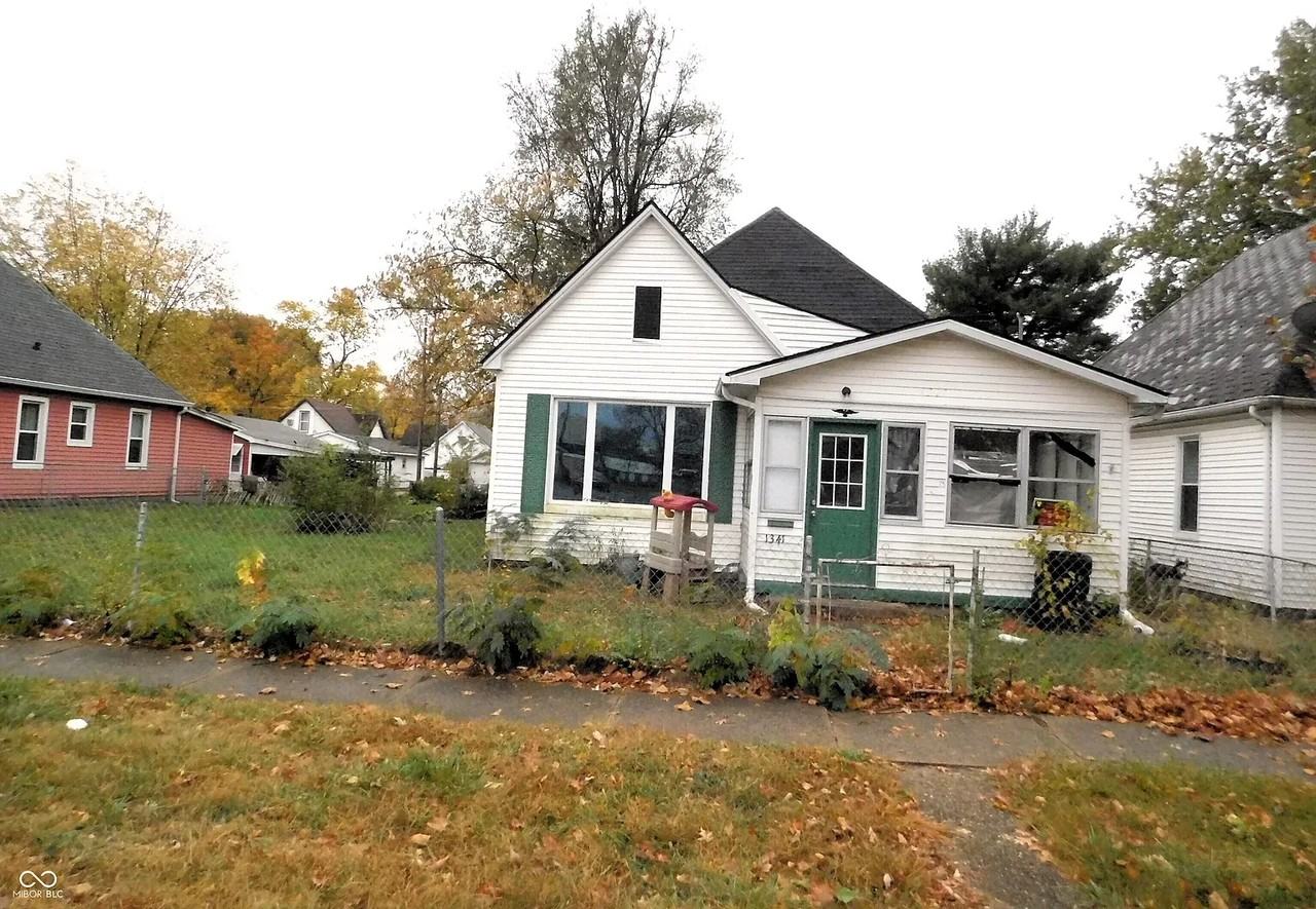 1341 5th Ave - Photo 2 of 15