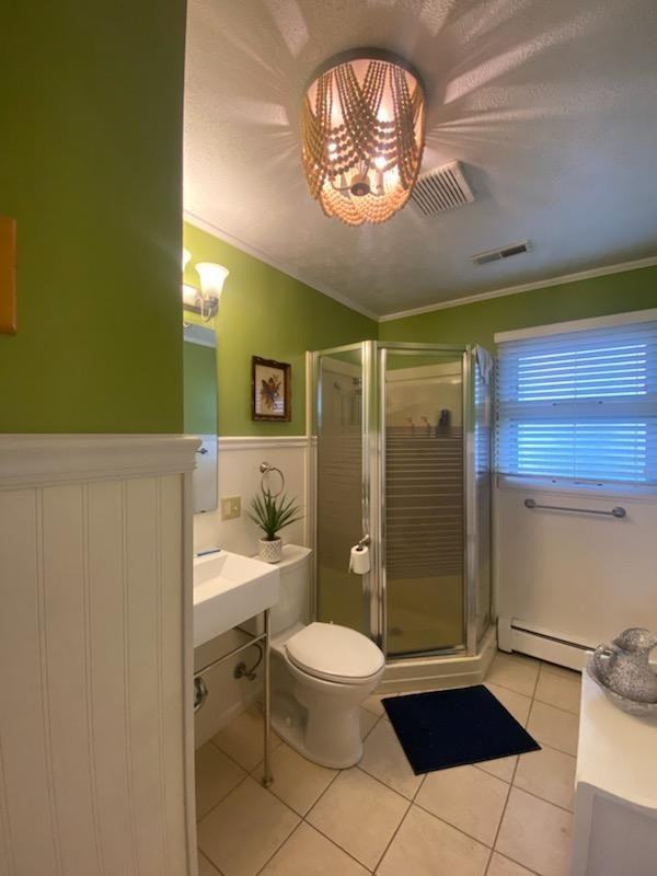 8260 E Cassandra Dr - Photo 2 of 9