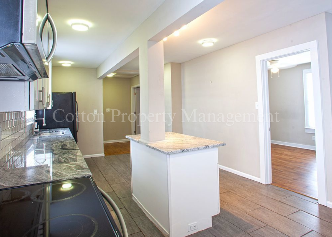 617 S 6th St - Photo 6 of 21