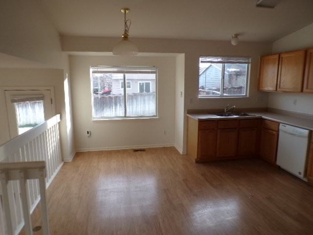 9934 Sydney Ln - Photo 5 of 21