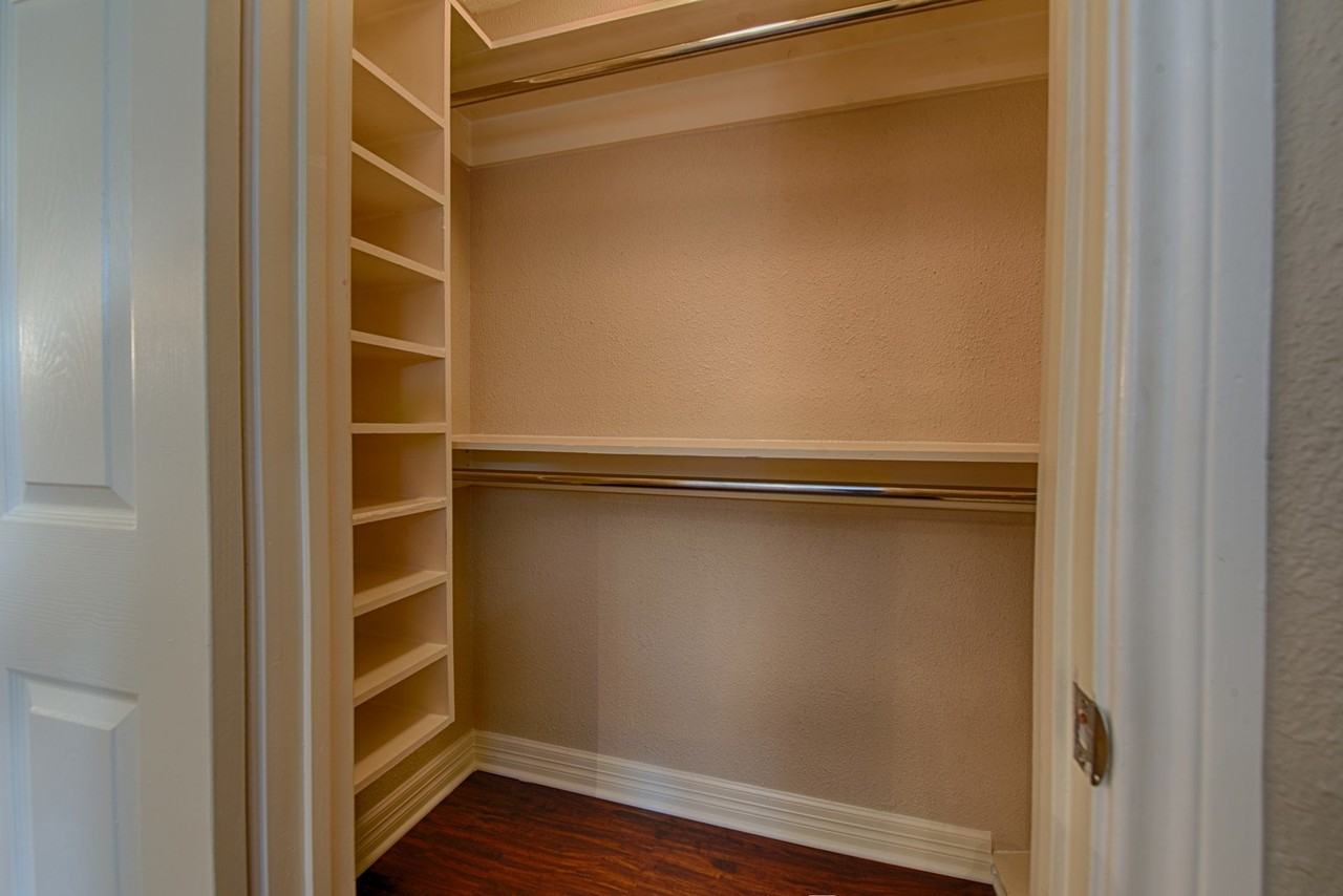 2714 Morenci St #1 - Photo 3 of 8