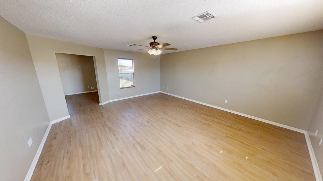 4105 Matt Ct - Photo 6 of 27