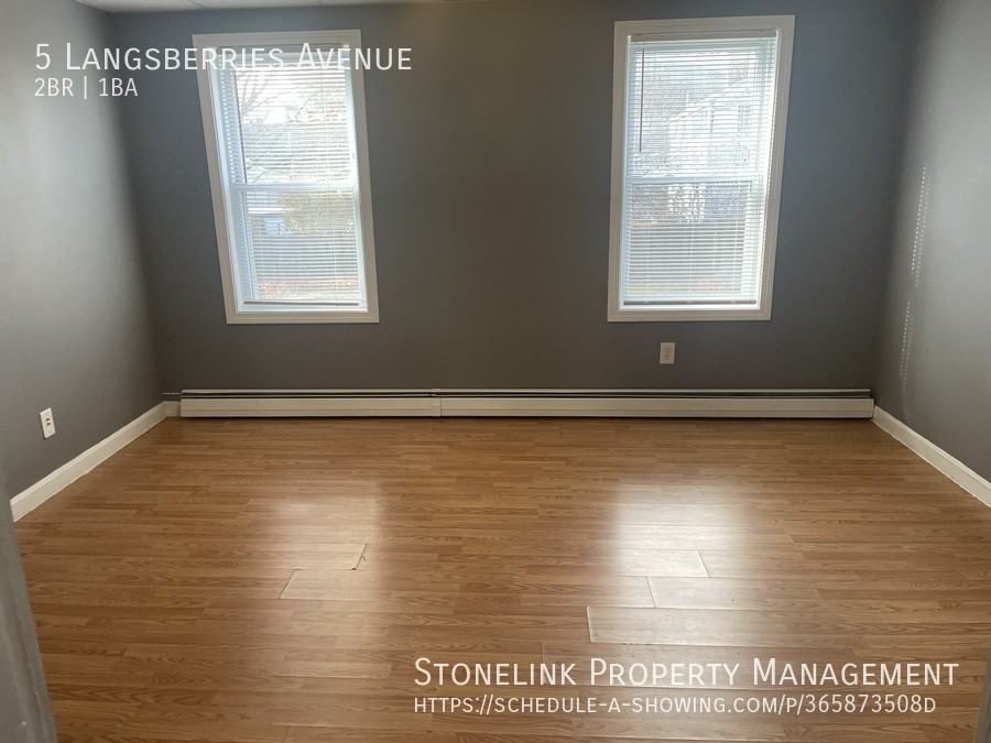 5 Langsberries Ave - Photo 3 of 8