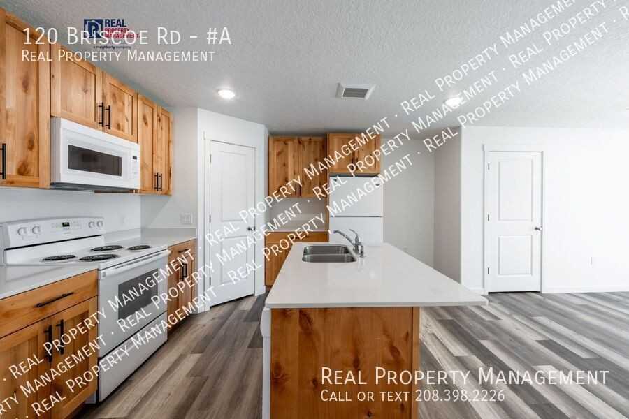 120 Briscoe Rd #A - Photo 3 of 12