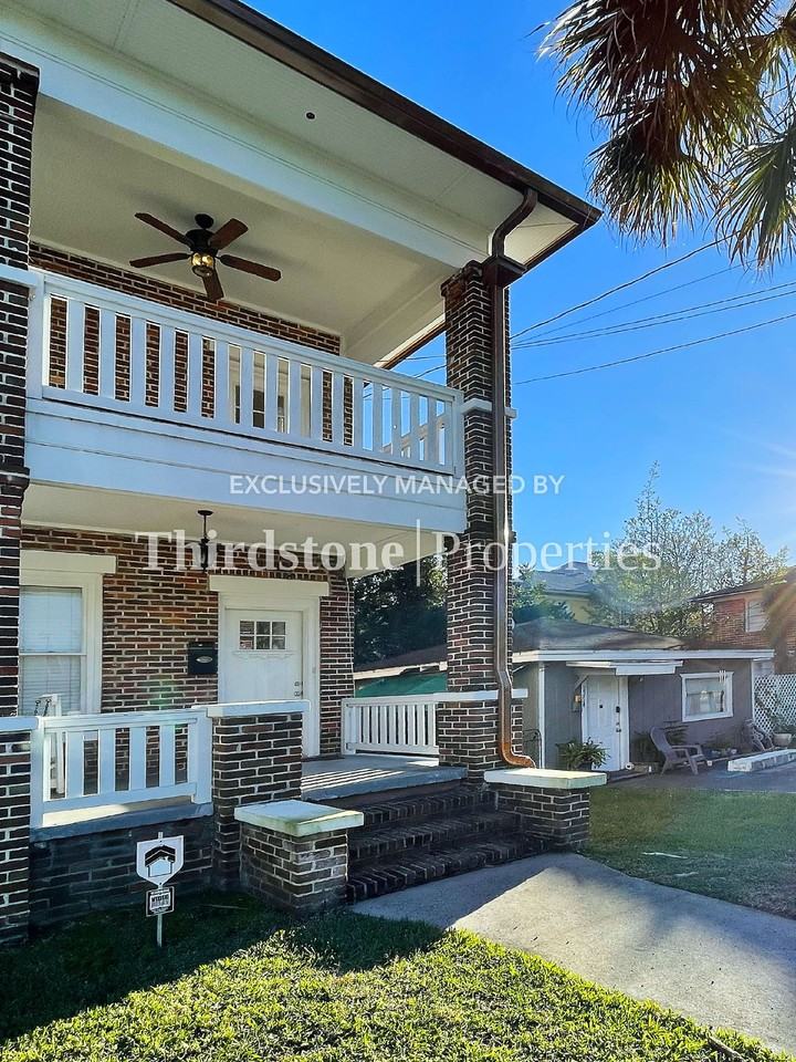 2252 Park Street - Photo 2 of 26