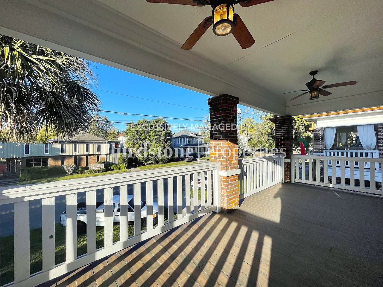 2252 Park Street - Photo 3 of 26