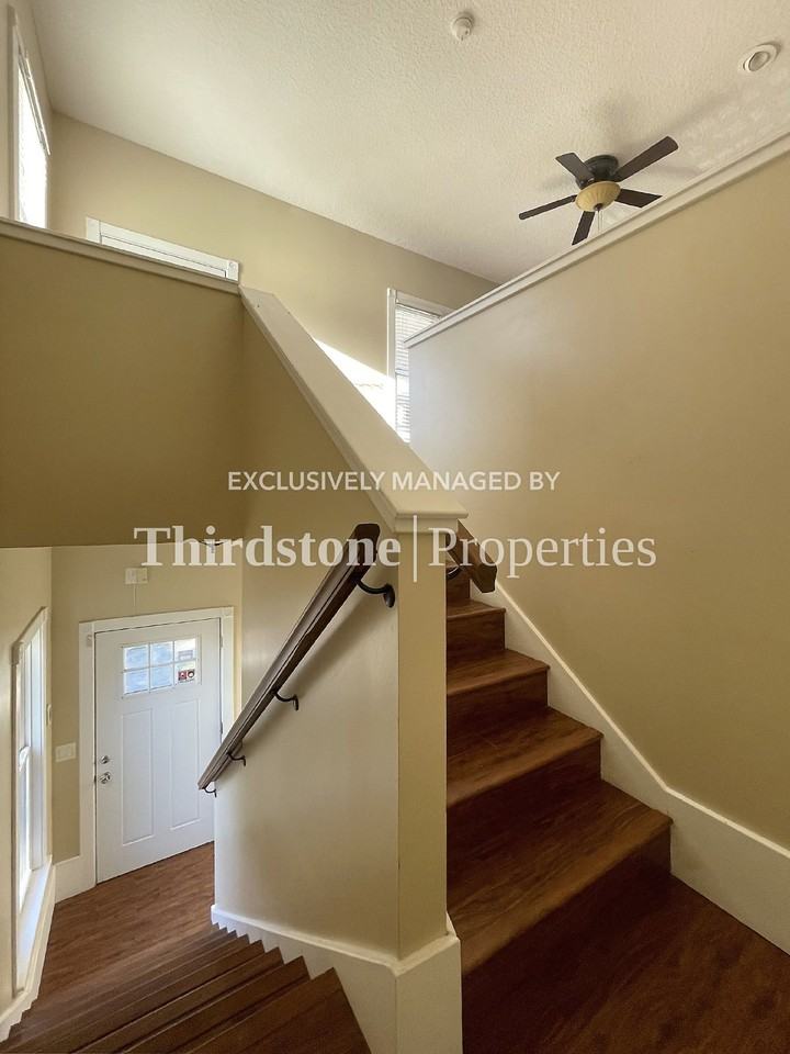 2252 Park Street - Photo 5 of 26