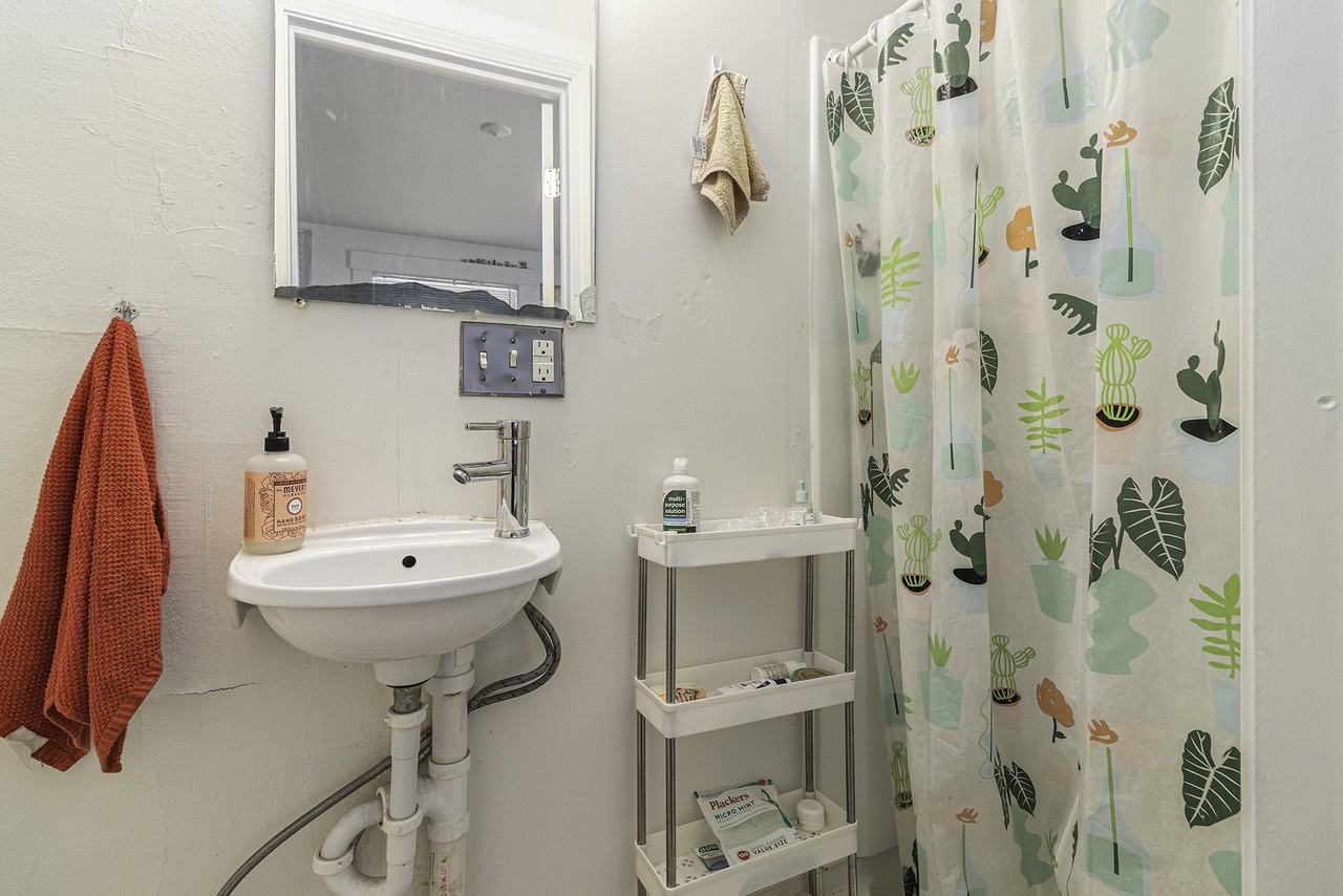 827 Brookwood Pl - Photo 6 of 18