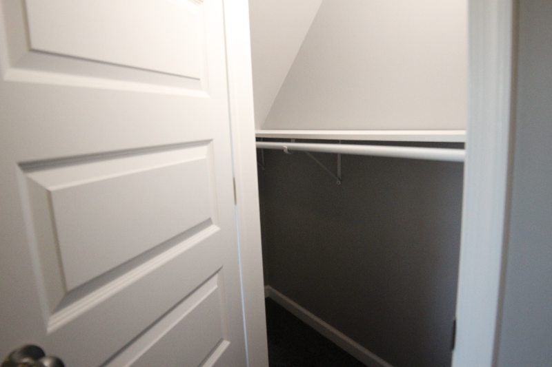 301 Chestnut St - Photo 7 of 19