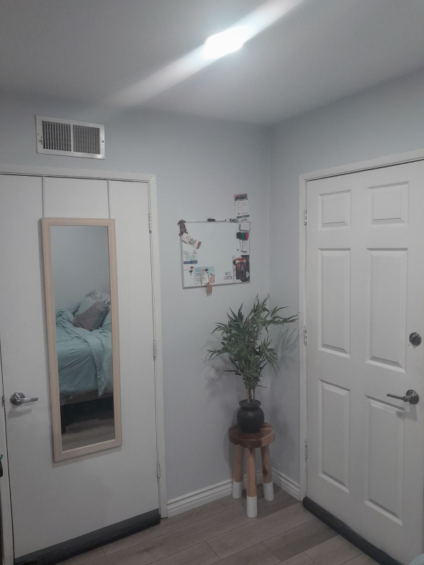 2304 E Virginia Ave - Photo 2 of 6