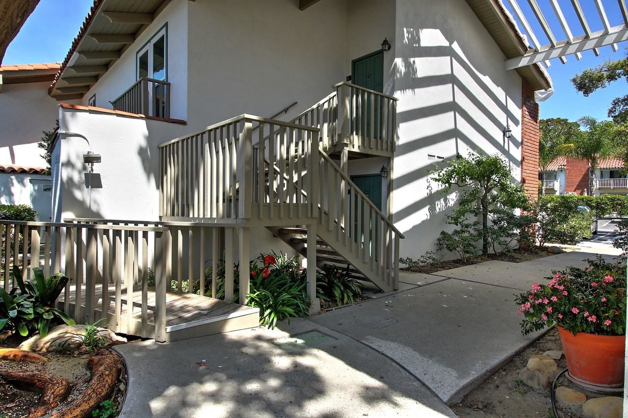 2630 State St #6 - Photo 4 of 30