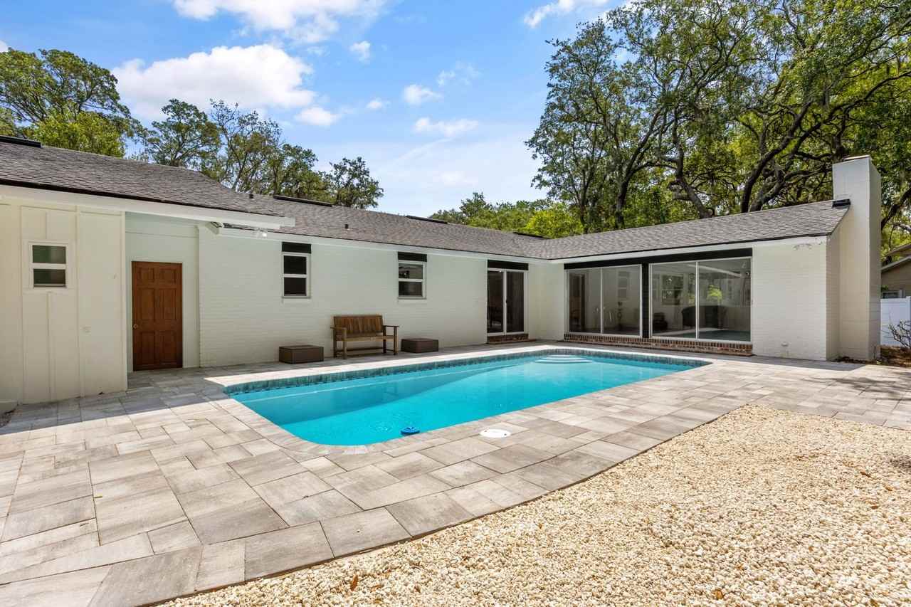 1601 Forest Ave - Photo 2 of 50