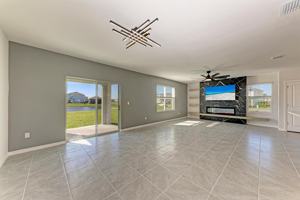 featured image of 3386 Hilltop Cir #NA