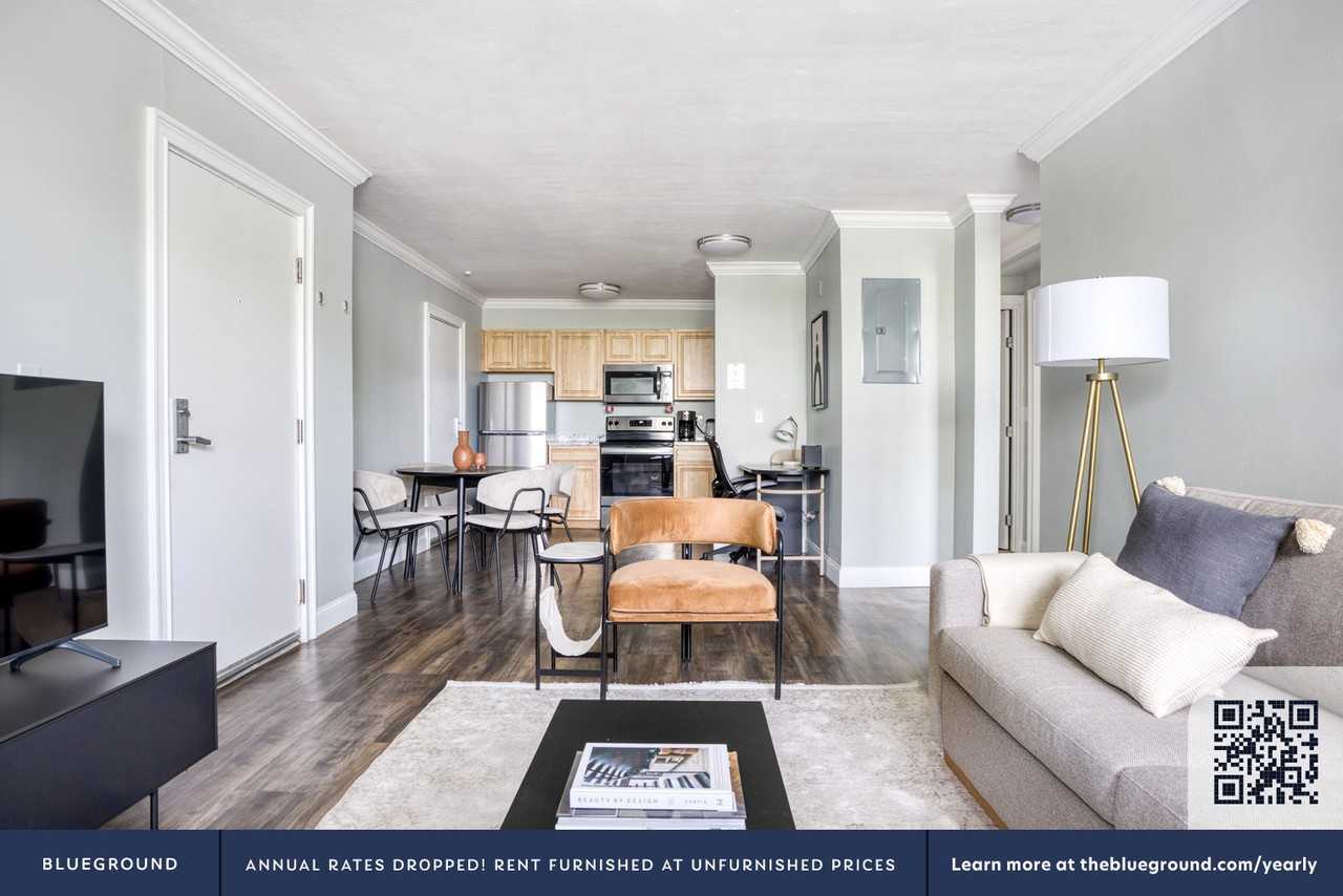 30 Iroquois Street - Photo 3 of 20