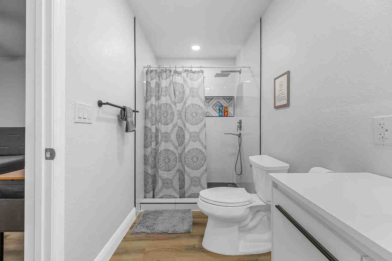 Bridle Ln - Photo 4 of 9