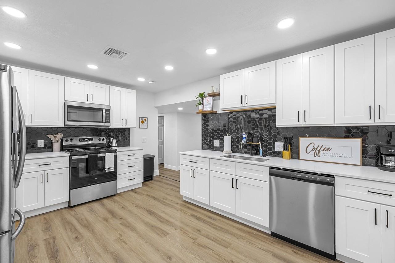 Bridle Ln - Photo 5 of 9