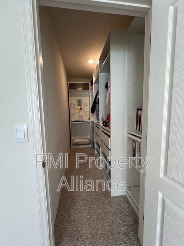 617 Autumn Breeze St - Photo 5 of 21