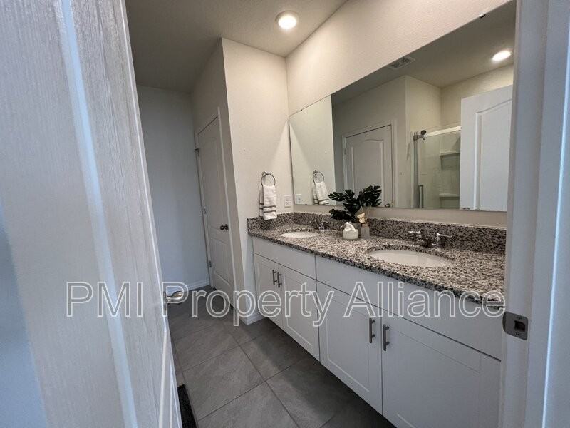 617 Autumn Breeze St - Photo 6 of 21