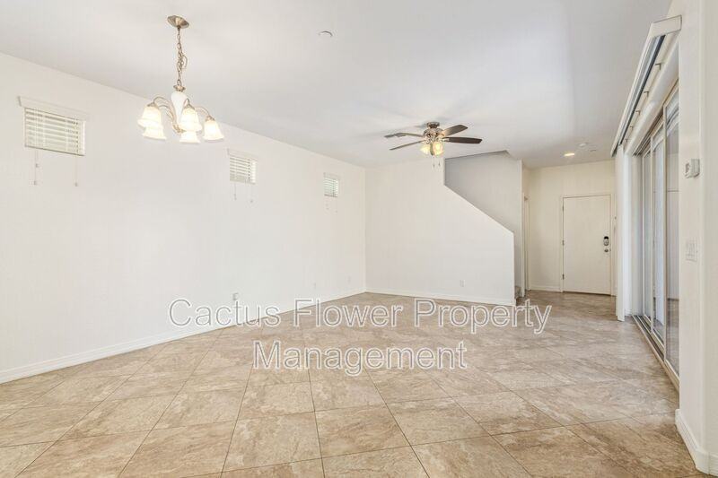 9249 W Meadow Dr - Photo 6 of 39