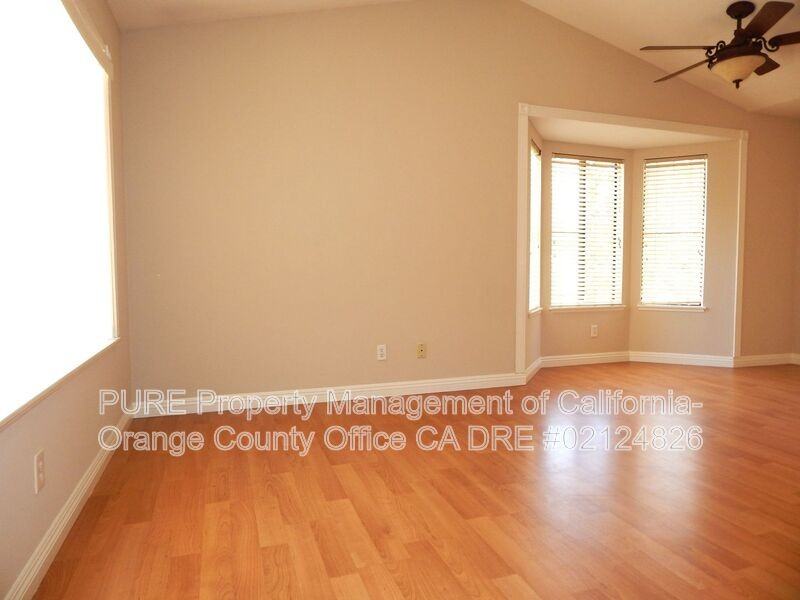 12617 Cleardale Cir - Photo 2 of 21