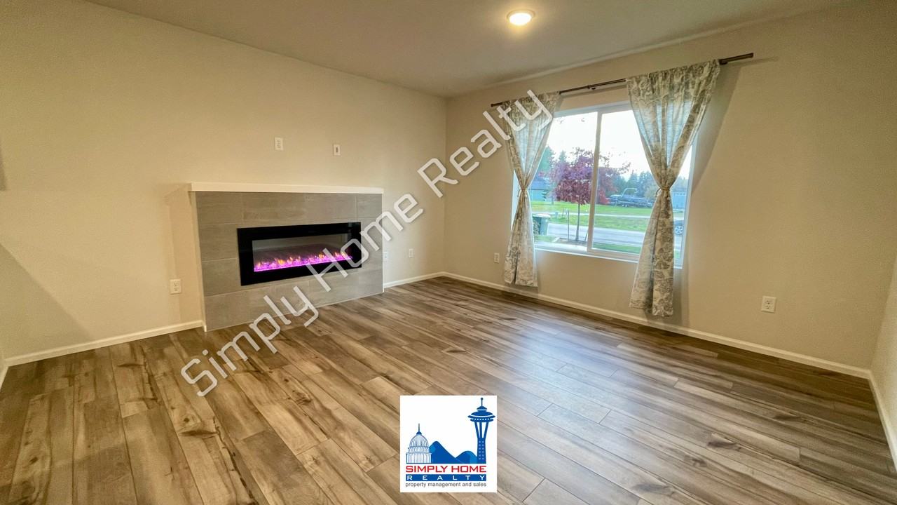 2716 Mayes Rd Se - Photo 2 of 32