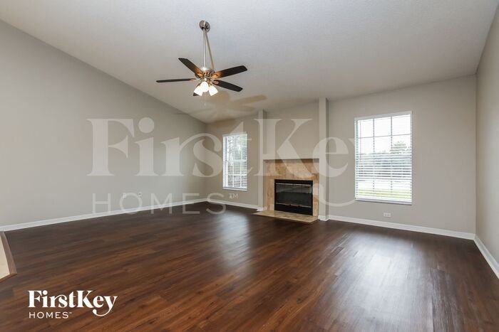 11036 Wurdermanns Way - Photo 3 of 15