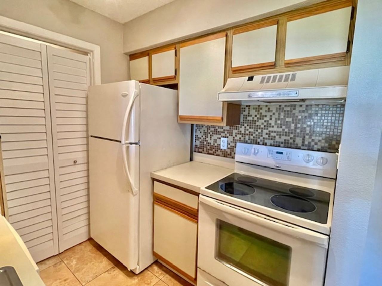 236 Afton Sq #308 - Photo 6 of 15