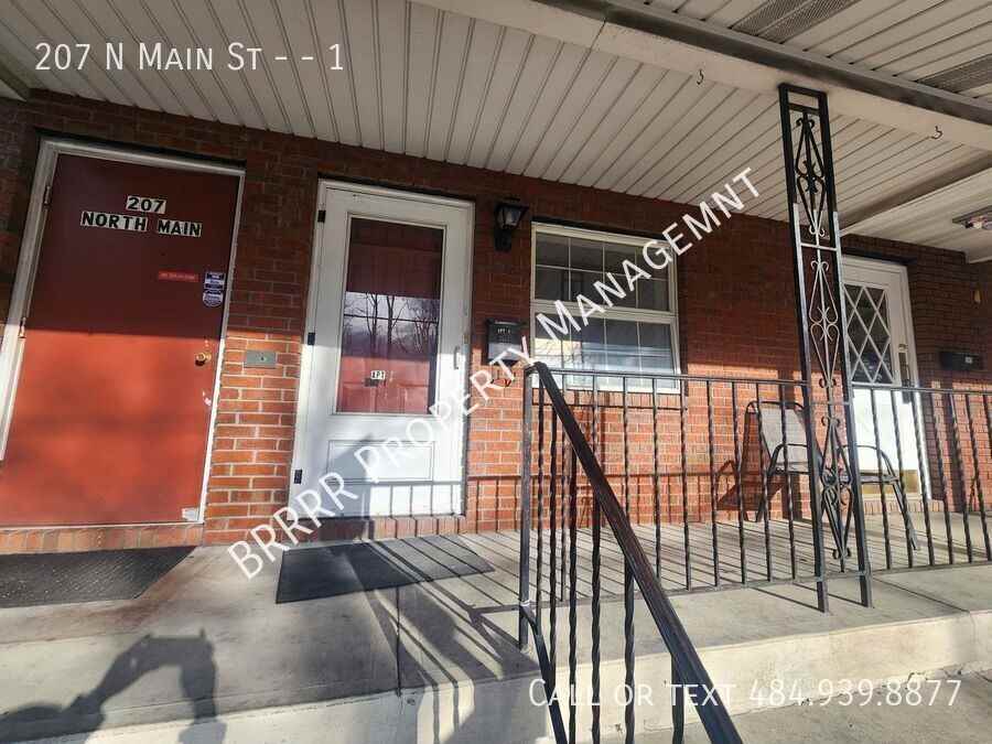 207 N Main St #1 - Photo 2 of 10