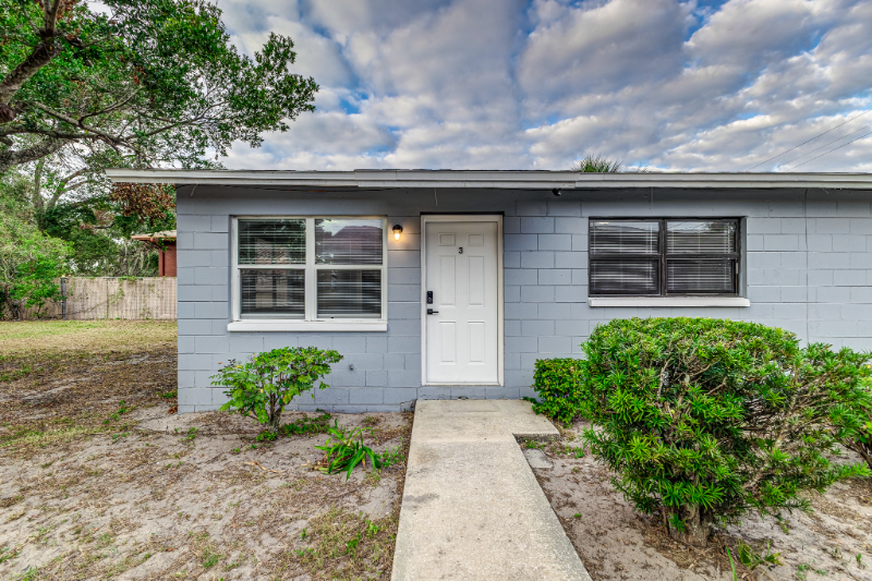 1022 Texas Ave #3 - Photo 2 of 17