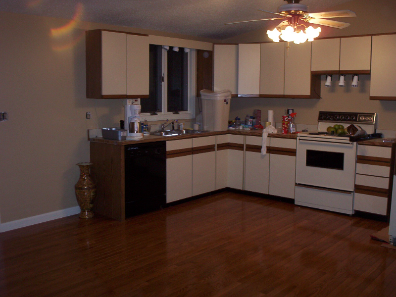 133 Lawrence Rd - Photo 2 of 8