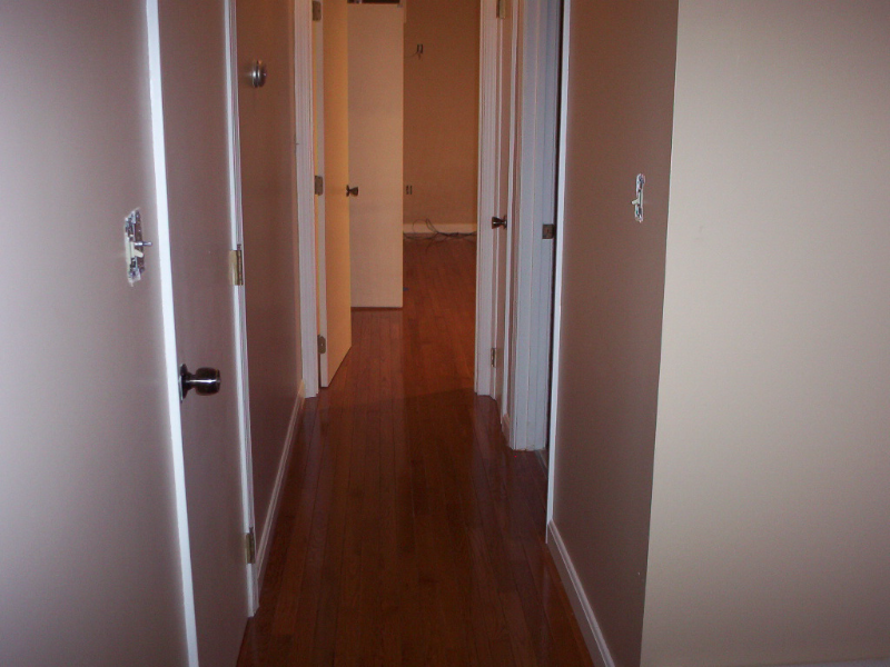 133 Lawrence Rd - Photo 3 of 8