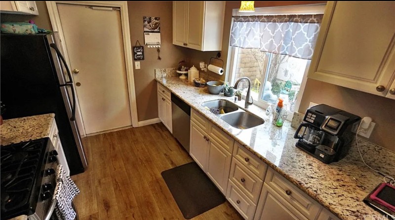 1200 Village Dr - Photo 3 of 18