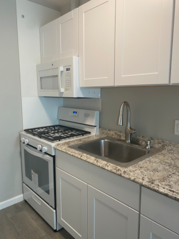 131 Lindbergh St #1 - Photo 4 of 8