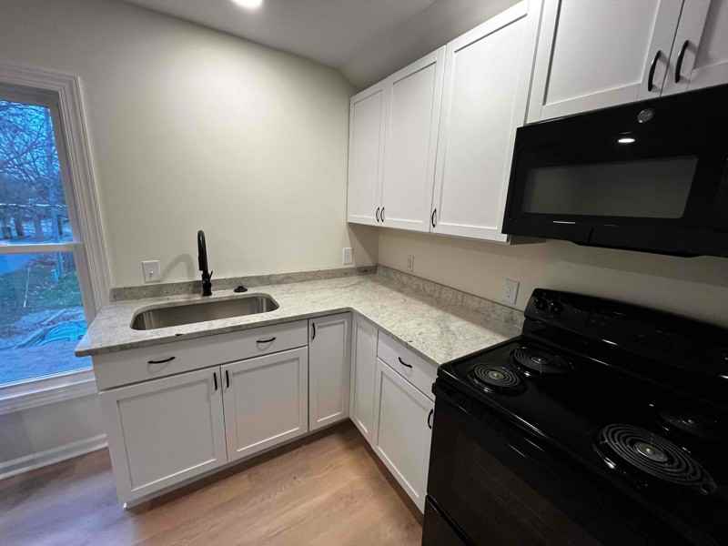 529 E Grand River Ave #2 - Photo 7 of 20