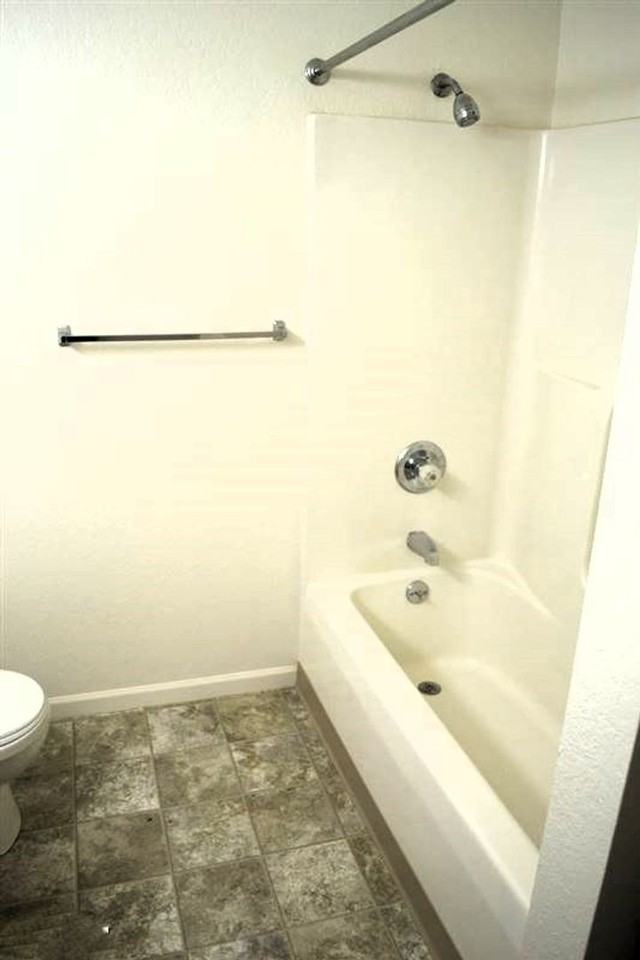 Randall Ridge Apartments - Photo 5 of 6