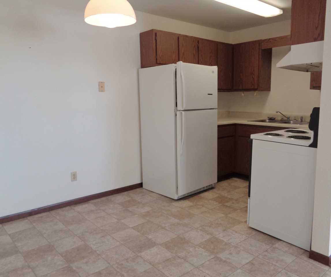 Southview Apartments - Photo 3 of 16