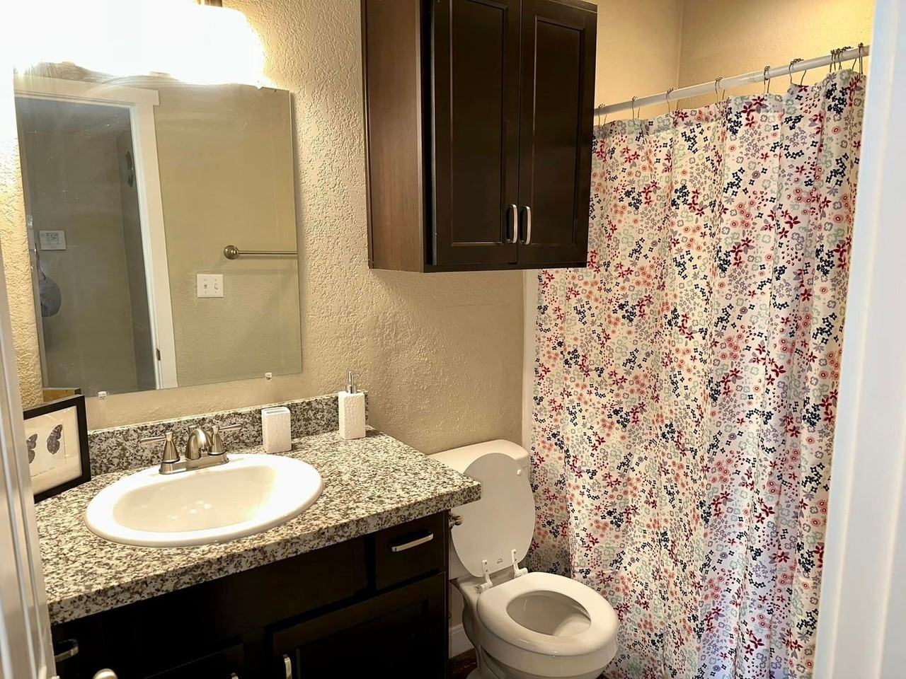 Residences at Lakeshore - Photo 3 of 19