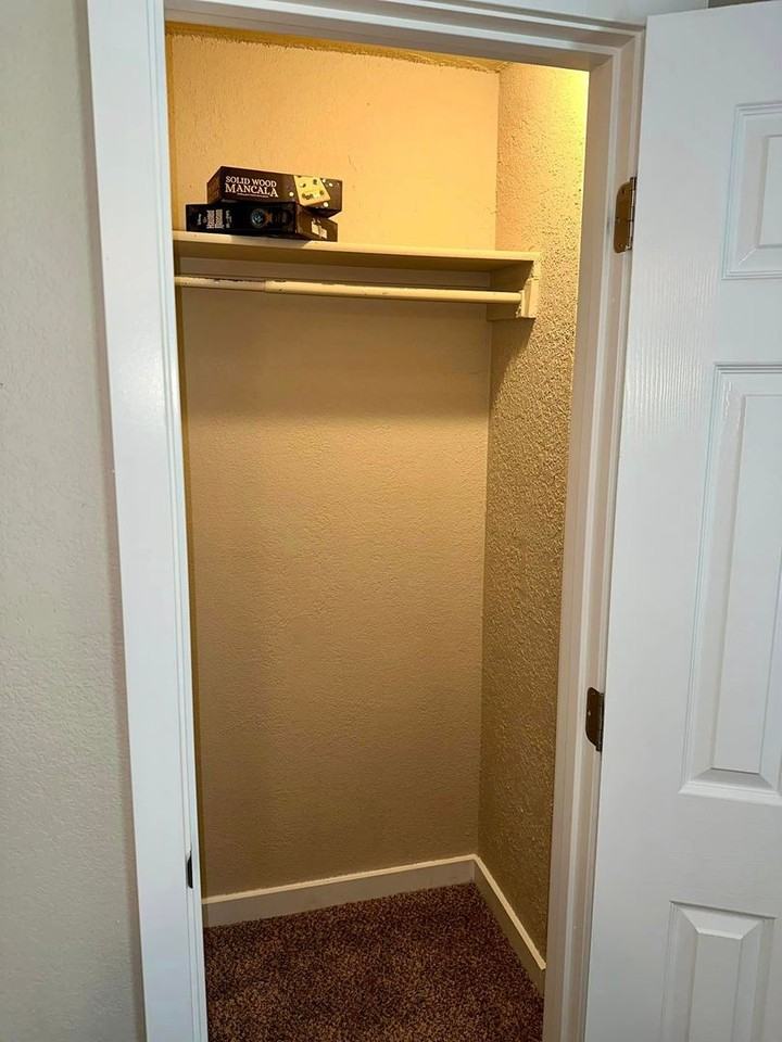 Residences at Lakeshore - Photo 5 of 19