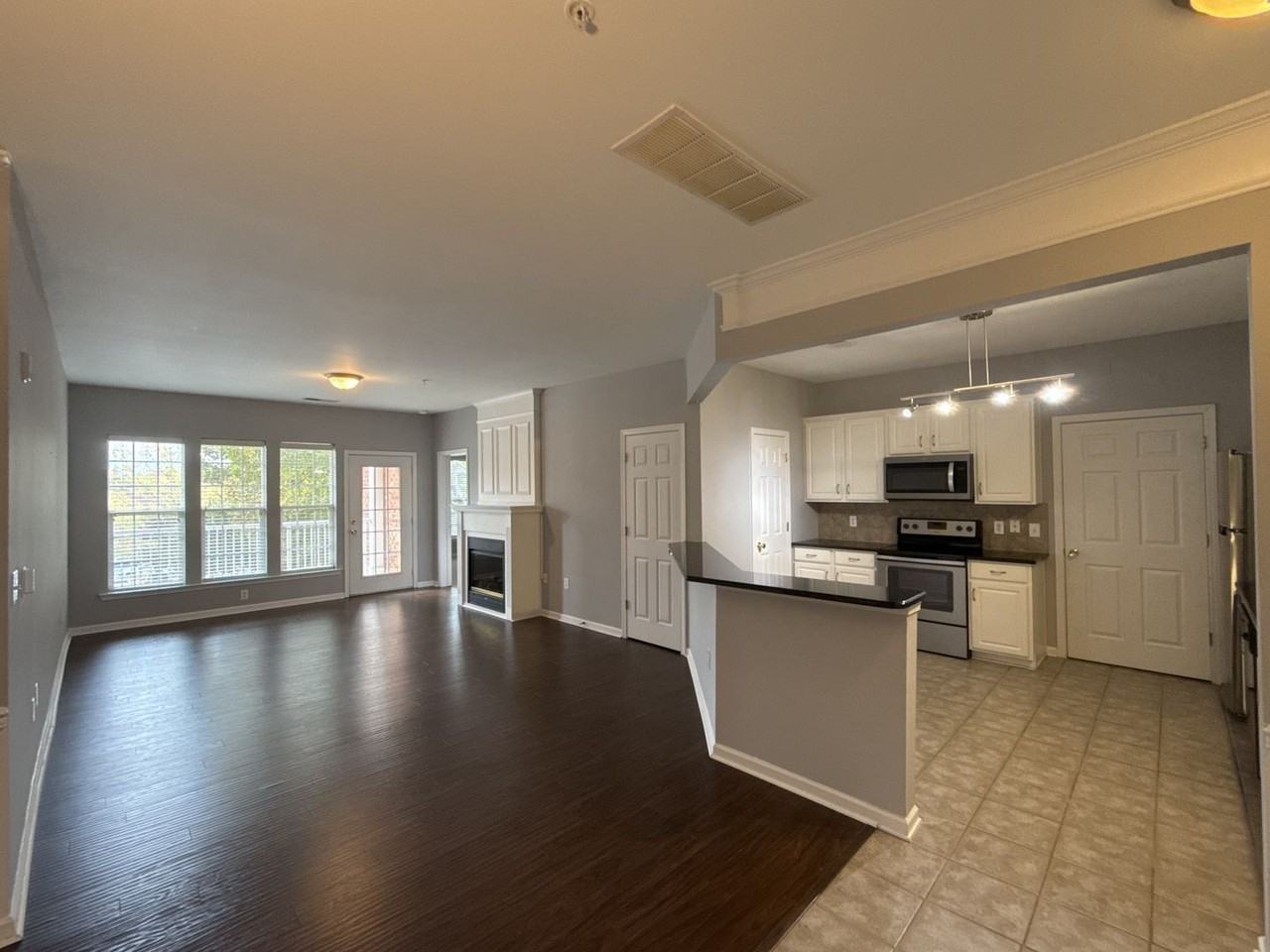 14335 San Paolo Ln - Photo 3 of 17