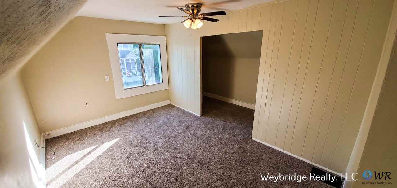 1810 Lincoln Ave - Photo 5 of 10