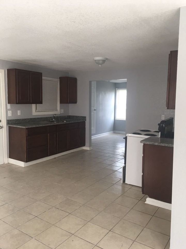 3428 Ball - Photo 2 of 8