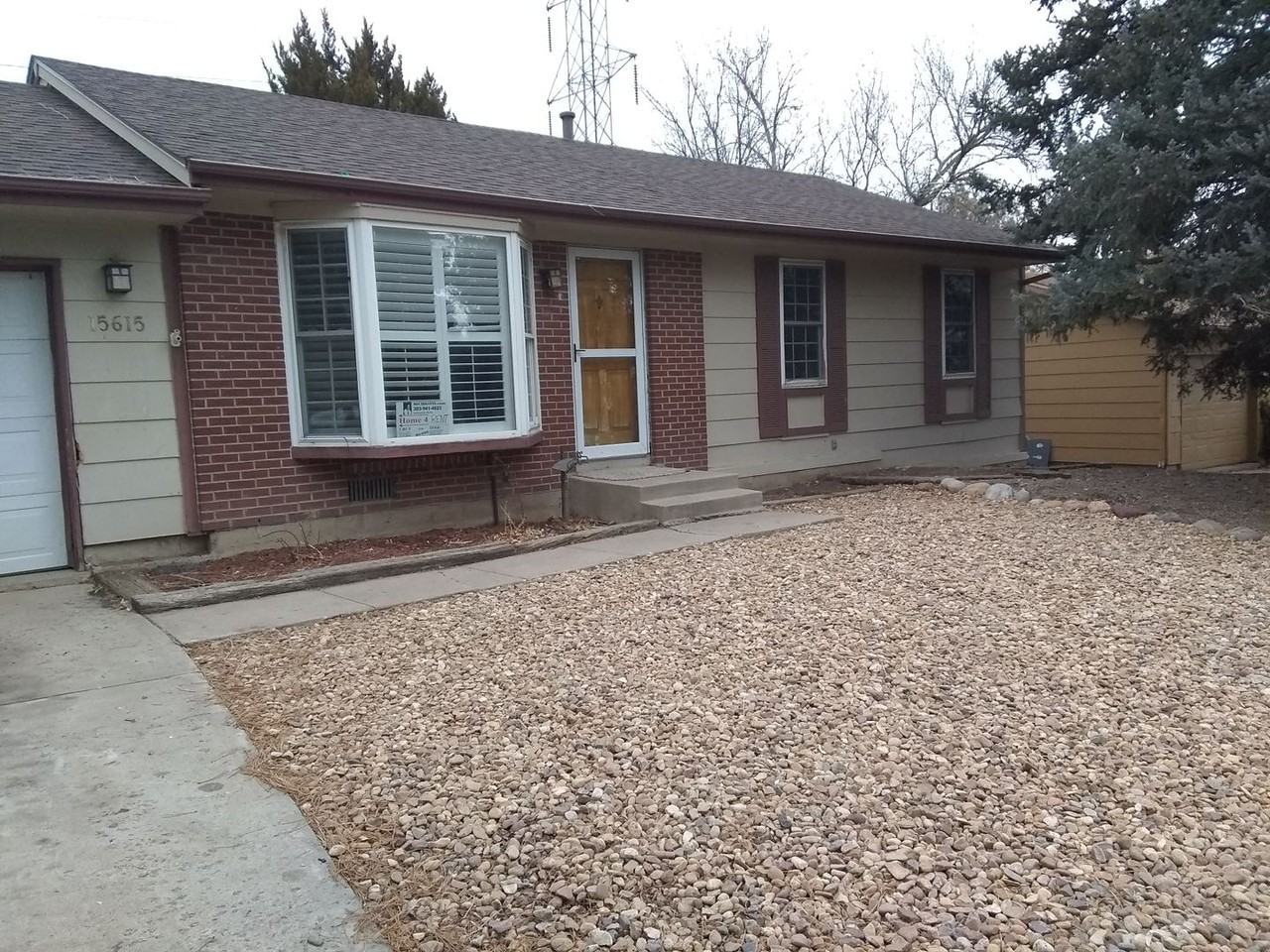 15615 E Atlantic Cir - Photo 3 of 12