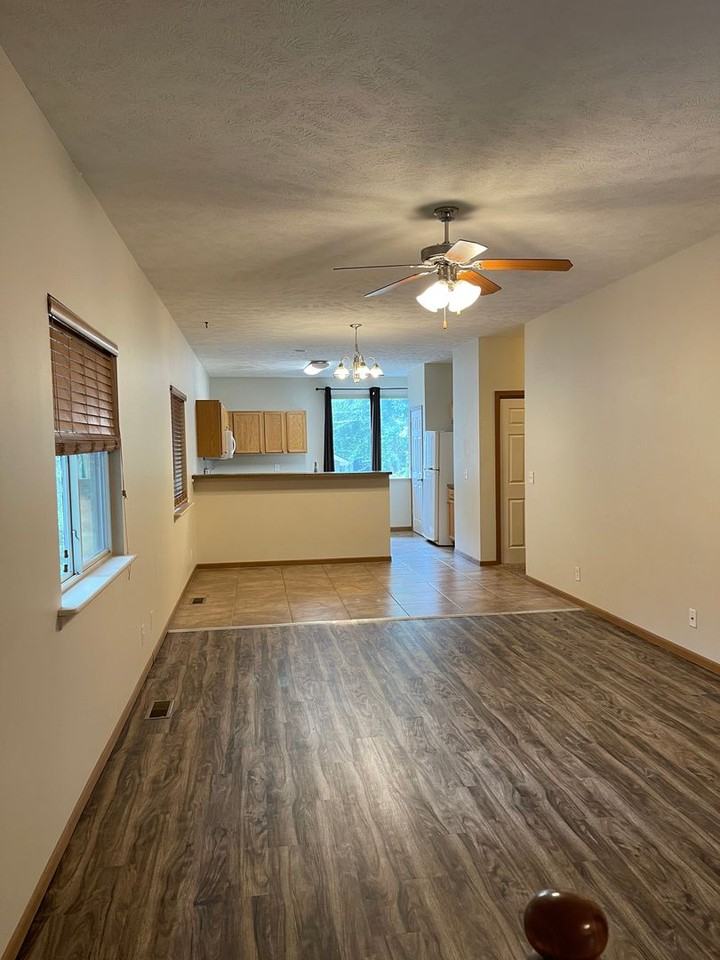 1944 S 52nd St - Photo 2 of 10