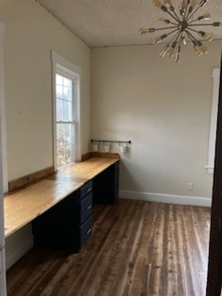 5825 Cartersville Rd - Photo 2 of 35