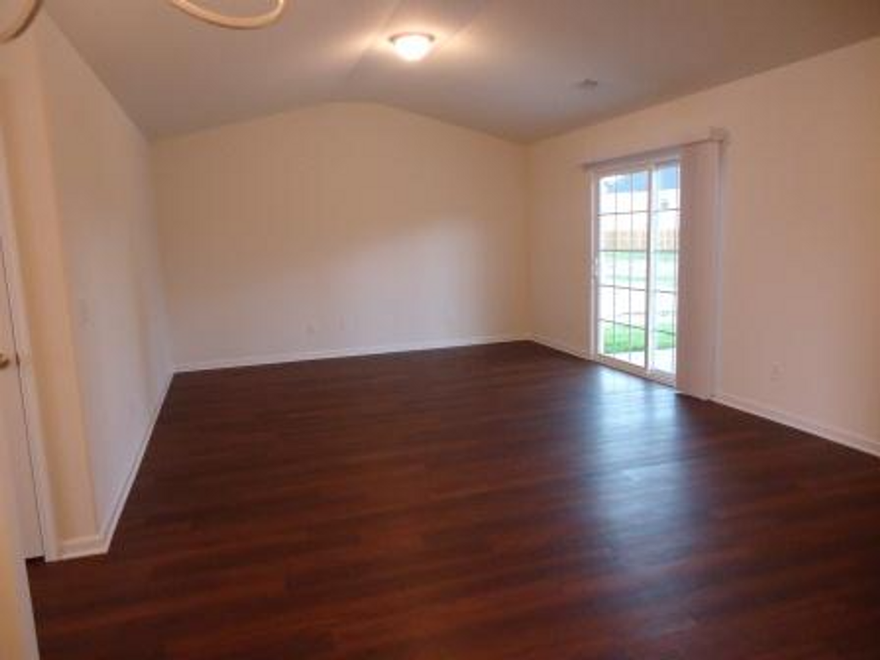 30 Miller Park Cir - Photo 4 of 8
