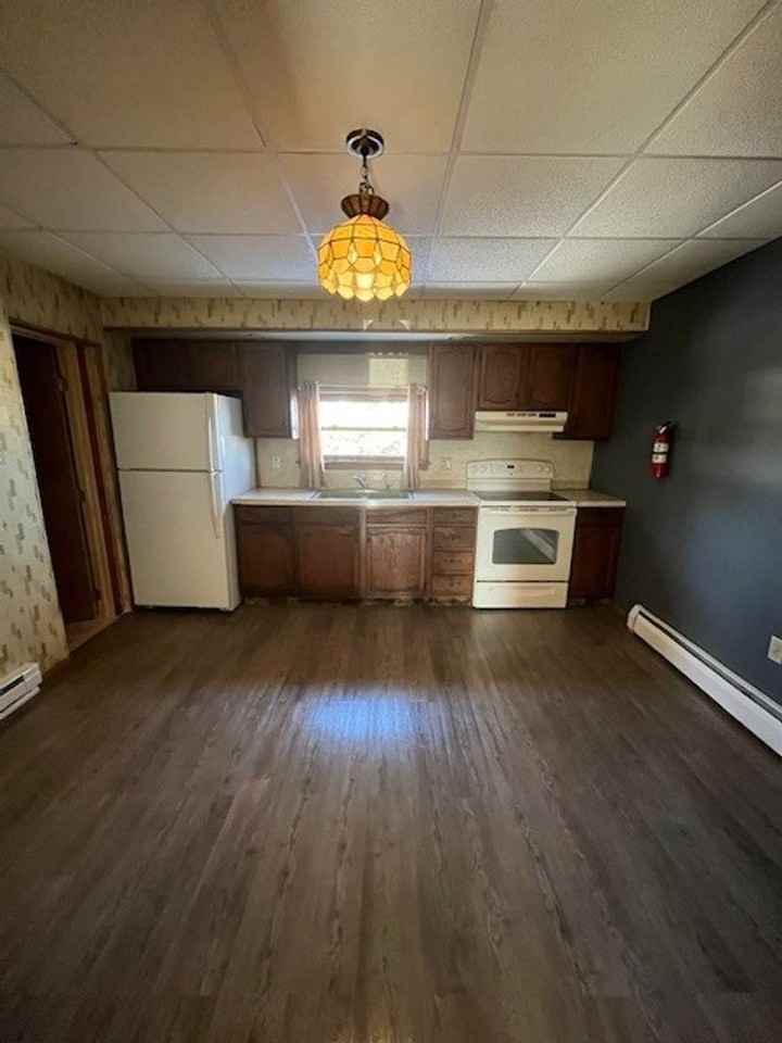 27 Snyder Ave - Photo 5 of 10