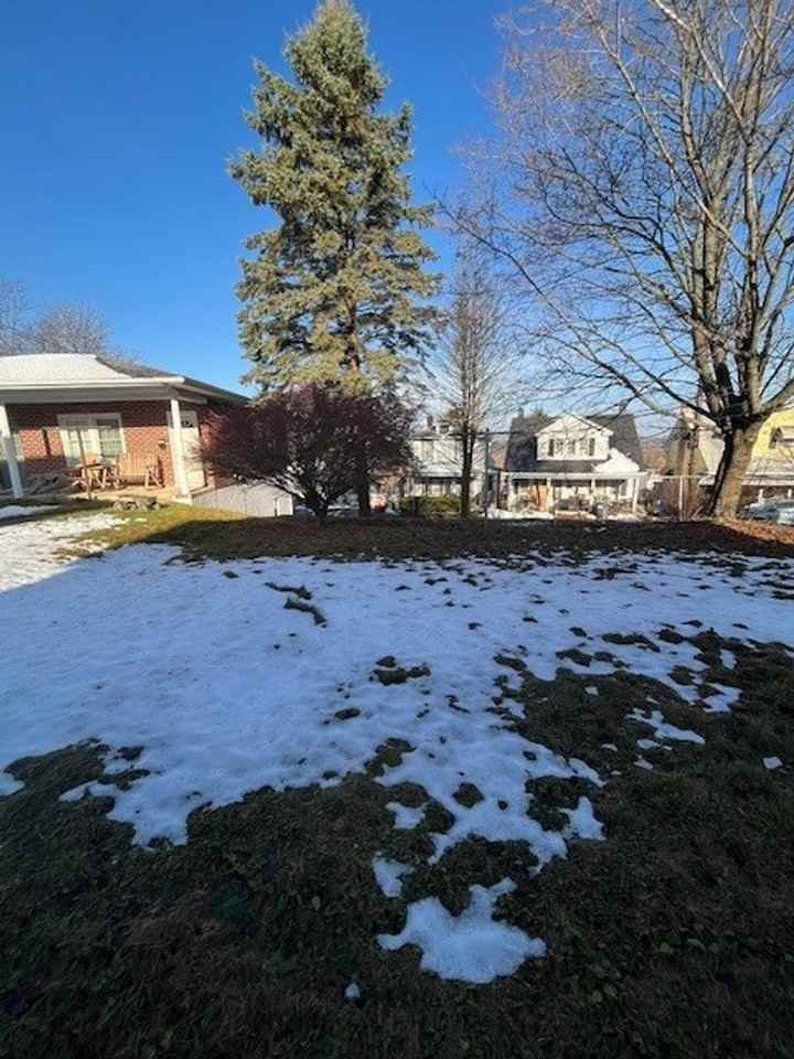 27 Snyder Ave - Photo 7 of 10