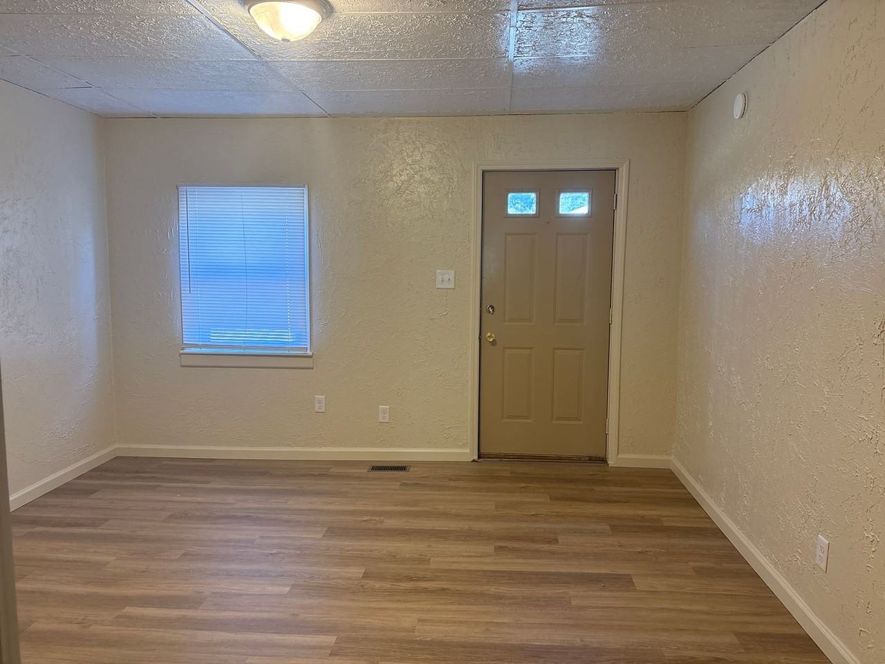 360 W Gas Ave - Photo 3 of 15