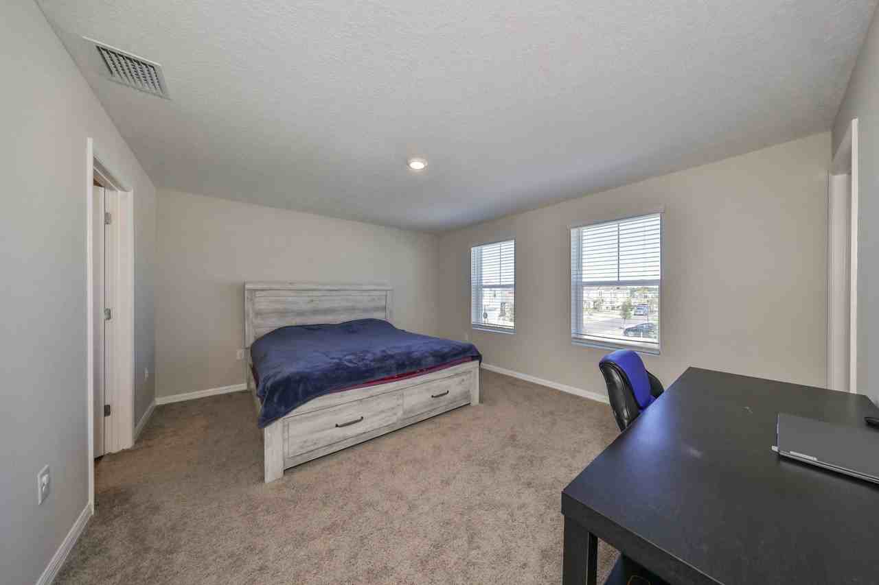 14961 Sterling Spur Ave - Photo 2 of 49