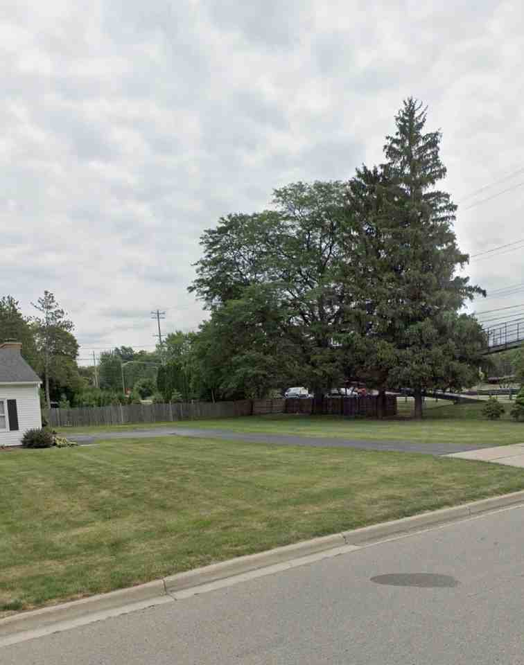 1212 Hitching Post Rd #NA - Photo 3 of 8